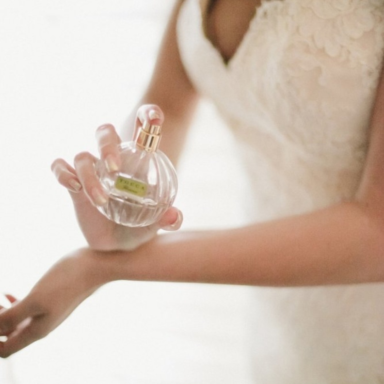 عطر ديريك لام