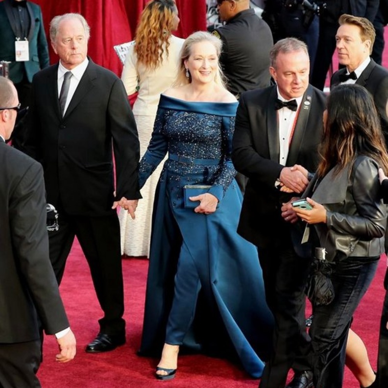 ازياء ايلي صعب مع جمبسوت ميريل ستريب