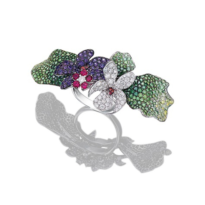 خاتم بألوان متعددة من بالميرو