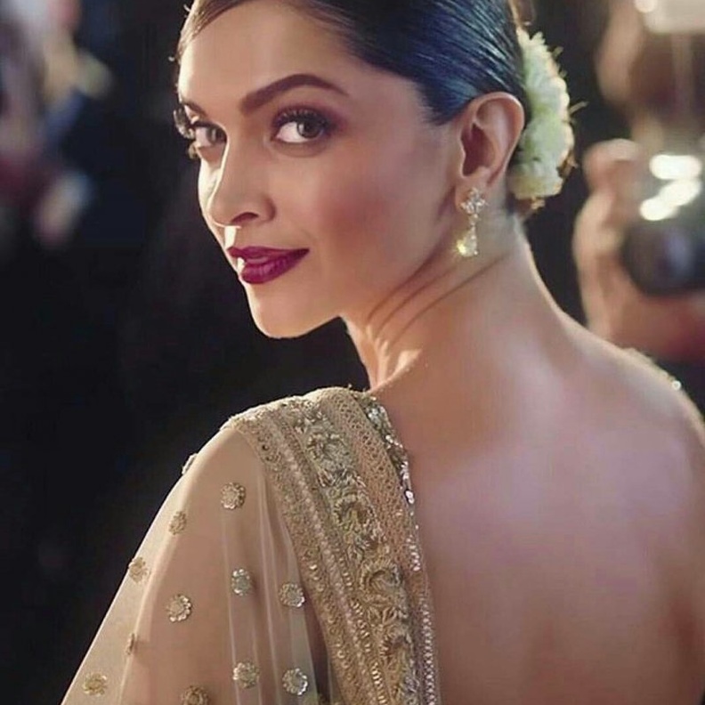 ديبيكا بادوكون رقم واحد بين نجمات بوليوود على انستغرام