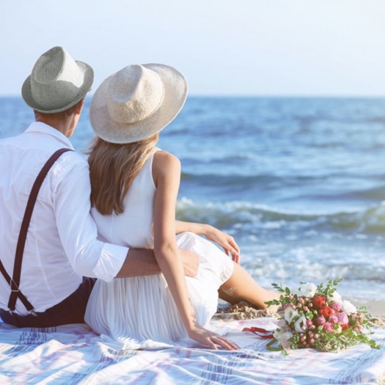 استمتعي بالموجود خلال رحلة شهر العسل