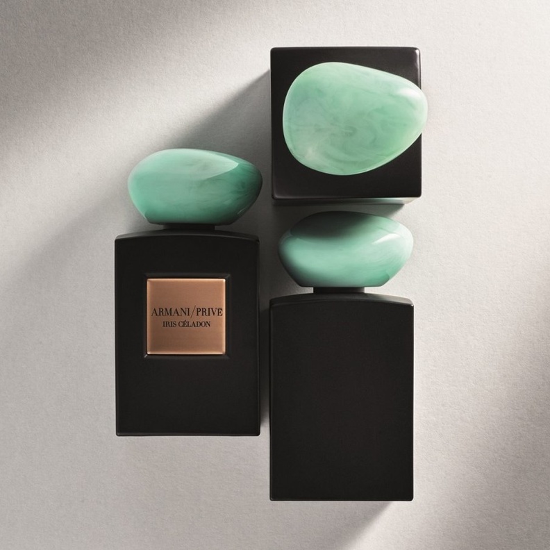 انطلقوا برحلة غامضة مع عطر IRIS CÉLADON