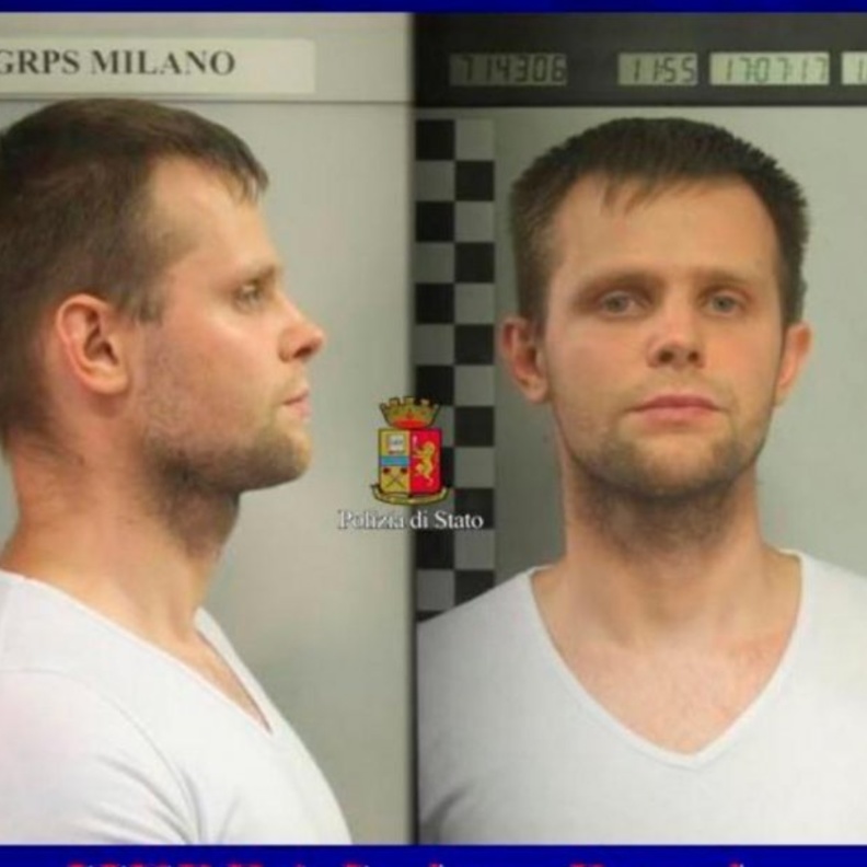 الخاطف بريطاني الجنسية