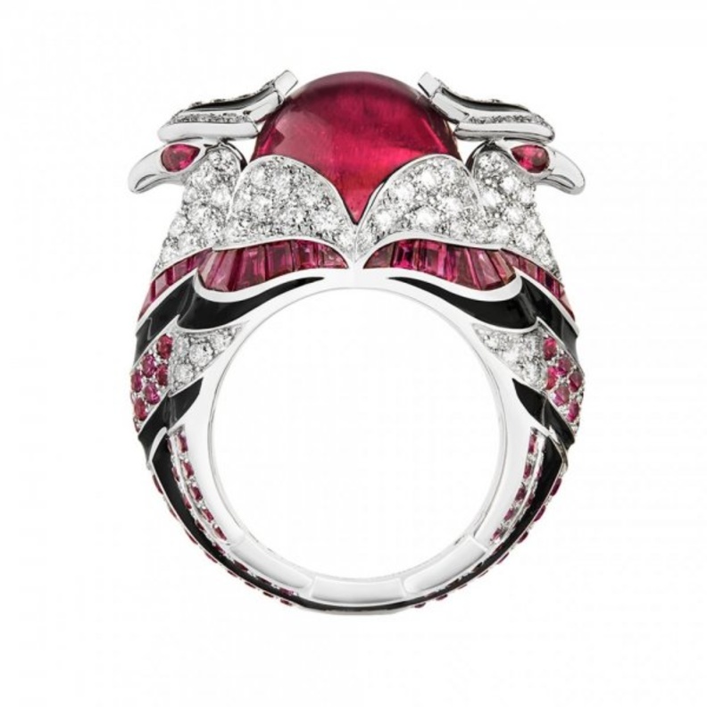 خاتم عروس ذهب من الماس مع الحجر الاحمر من بوغصان.