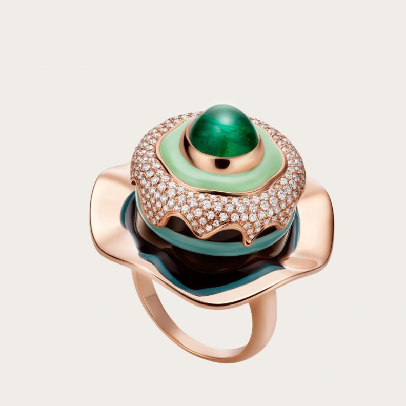 خاتم شوبارد من الذهب والزمرد