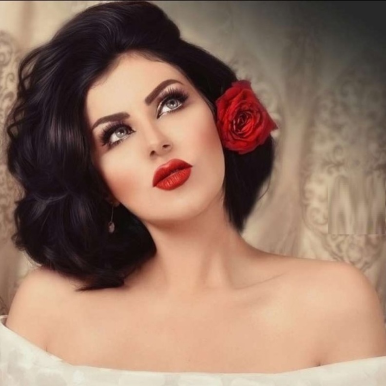 طلاق حليمة بولند