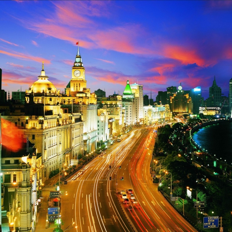 ذا بوند أو وايتان واحدة من أشهر المعالم السياحية في مدينة شنغهاي