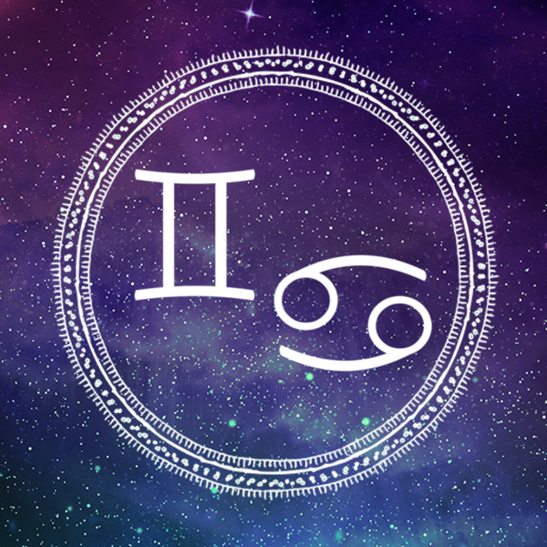 يثق مولود السرطان بمولود الميزان ويتوافقان في الصداقة