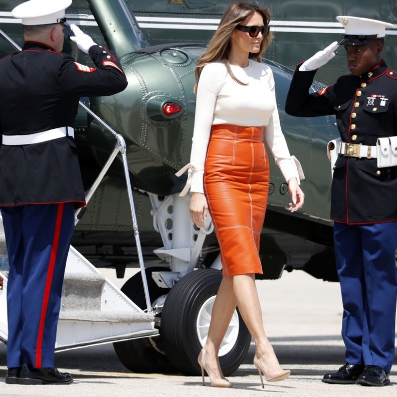 ميلانيا ترامب خلال زيارتها للمدرسة العالمية الأميركية في الرياض