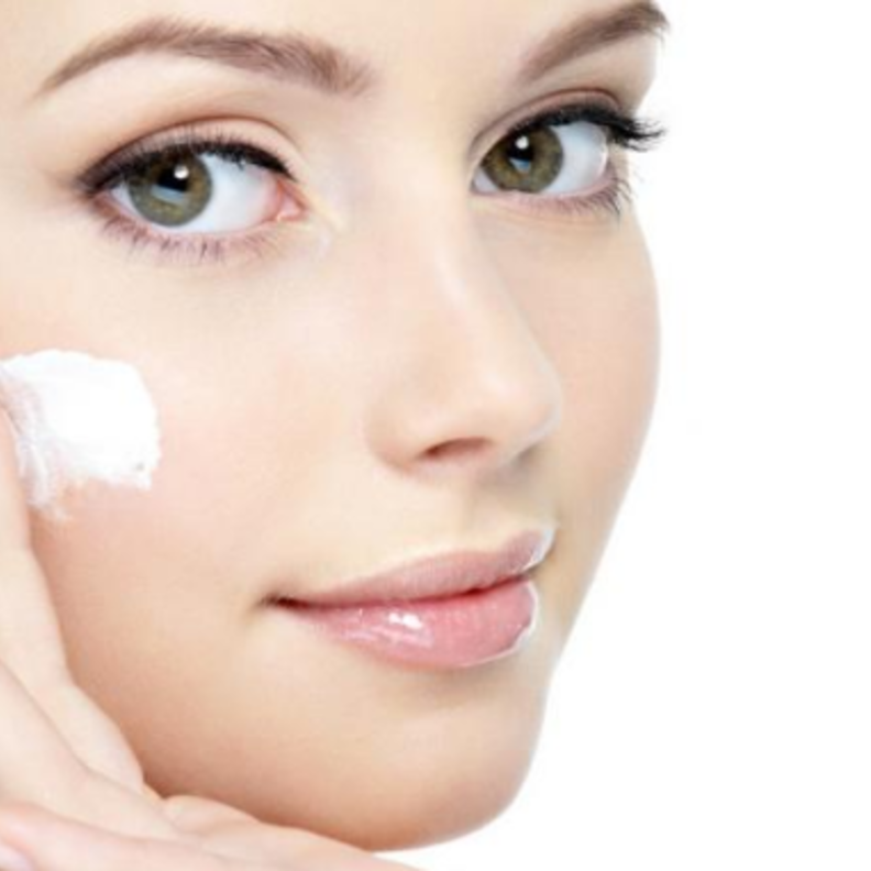 يجب ترطيب البشرة بعد تطبيق ماسكات تنظيف البشرة