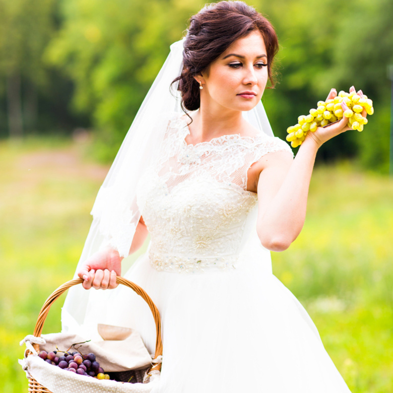 قاومي تساقط شعرك بتناول العنب