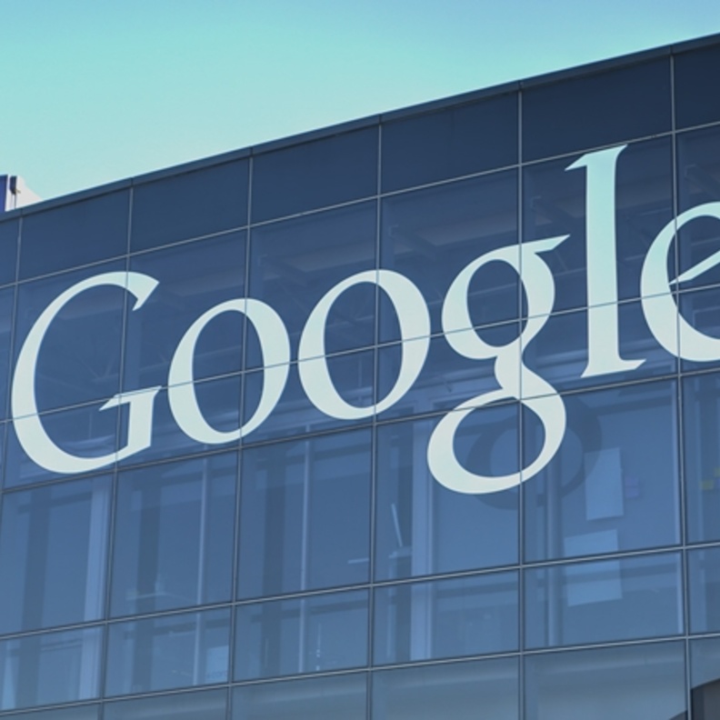 جوجل تدير مركز بيانات كامل بالطاقة النظيفة