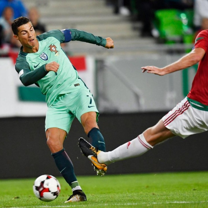 منتخب بلجيكا أول المتأهلين من أوروبا، بعدما سجل روميلو لوكاكو هدفا ليفوز فريقه 2-1 على اليونان