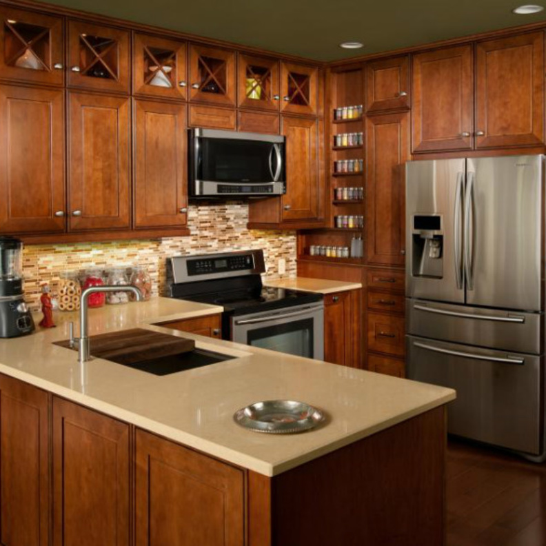 أدوات التقديم ضمن ديكور المطابخ الصغيرة