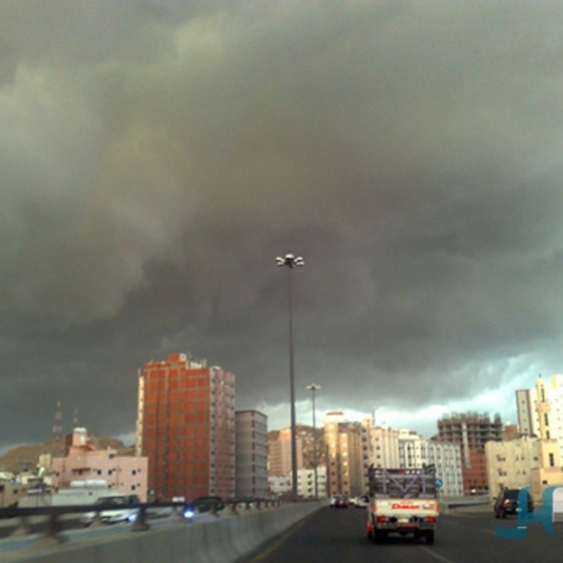 السحب الرعدية الممطرة من المتوقع ان تكون في سماء المدينة المنورة.