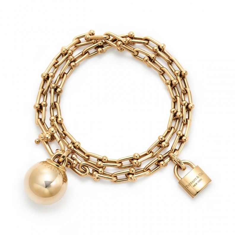 أسوارة كارتييه من الذهب الأصفر والأسوارة كارتييه من الذهب الأصفر والماسماس.