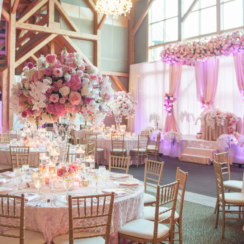 اختاري الوانا متناسقة للورود