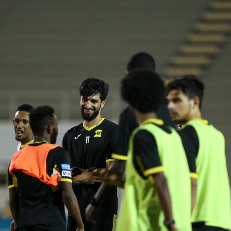 من معسكر اتحاد جدة