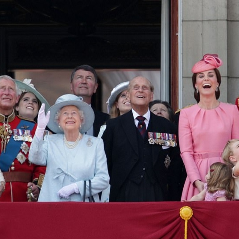 عيد الميلاد الرسمي للملكة إليزابيث الثانية