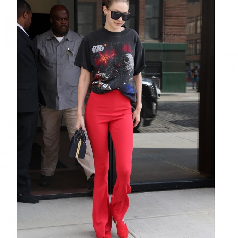 شاهدي إطلالات النجمات العالميات هذا الاسبوع