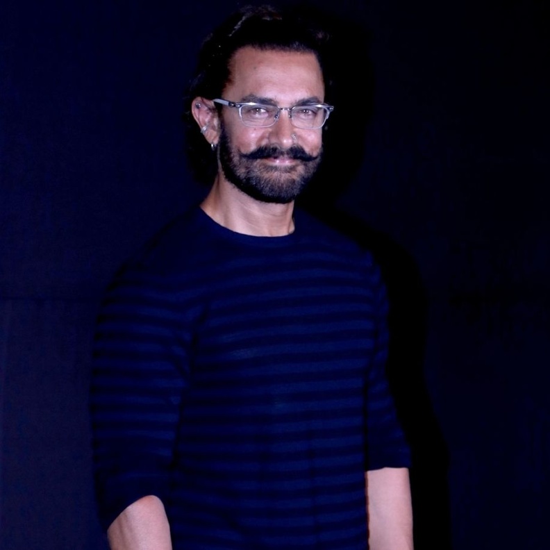 عامر خان بدا نحيفا وشاحبا