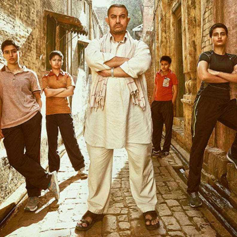 عامر خان سعيد بنجاح فيلمه الجديد Dangal