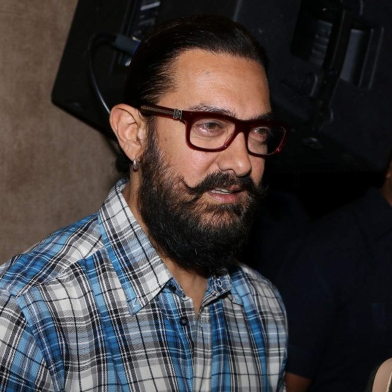 عامر خان يرفض العمل السياسي