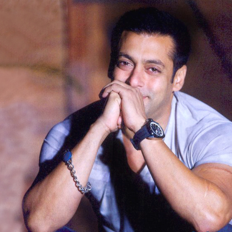 سلمان خان يدعو نجمات الهند الحاليات للتعلم من الجيل السابق