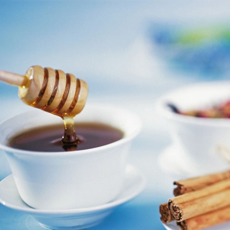 تناولي خليط العسل و القرفة 6 مرات في اليوم نصف ساعة قبل كل وجبة