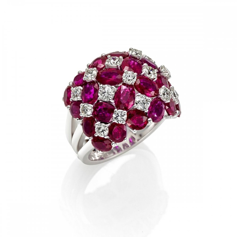 خاتم ديفيد موريس من الذهب الأبيض والماس والياقوت