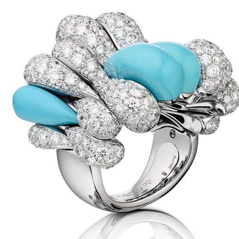 خاتم دي غريسوغونو من الذهب الأبيض والماس والفيروز