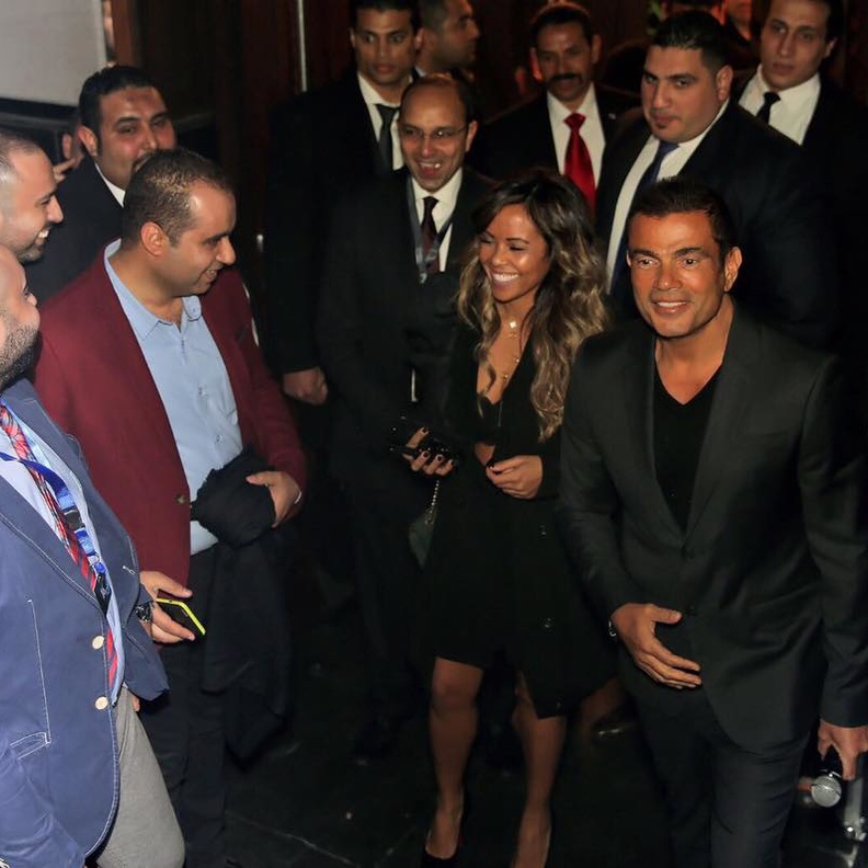 عمرو دياب ومديرة أعماله