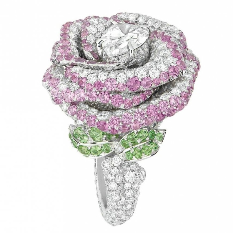 قرط شانيل من مجموعة Coco Avant Chanel