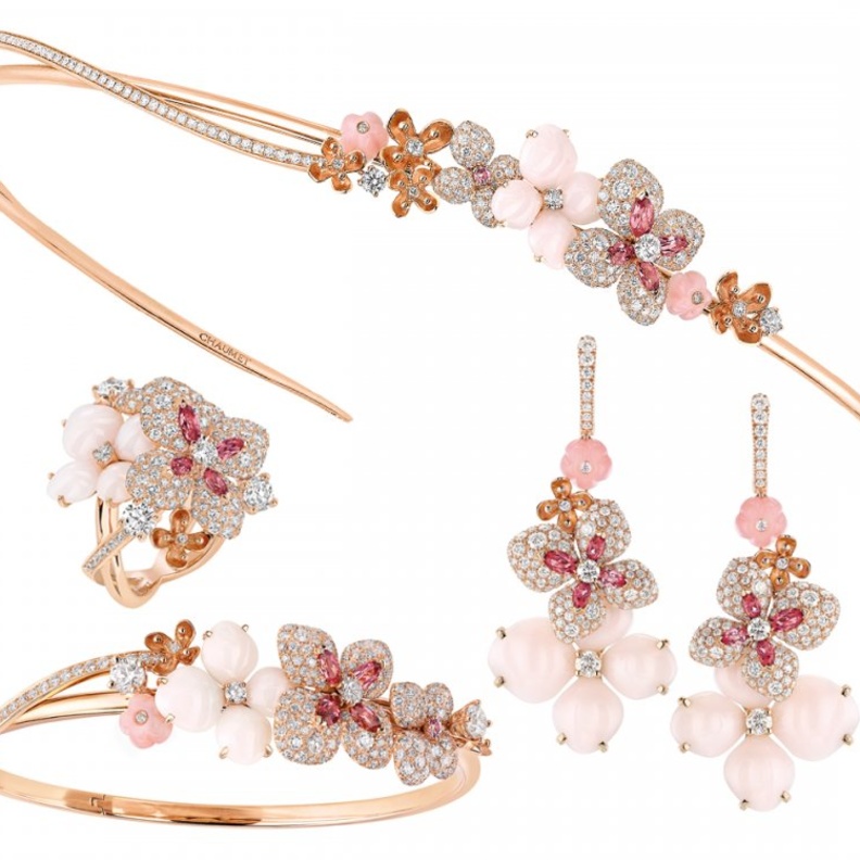 طقم ذهب من شوميه