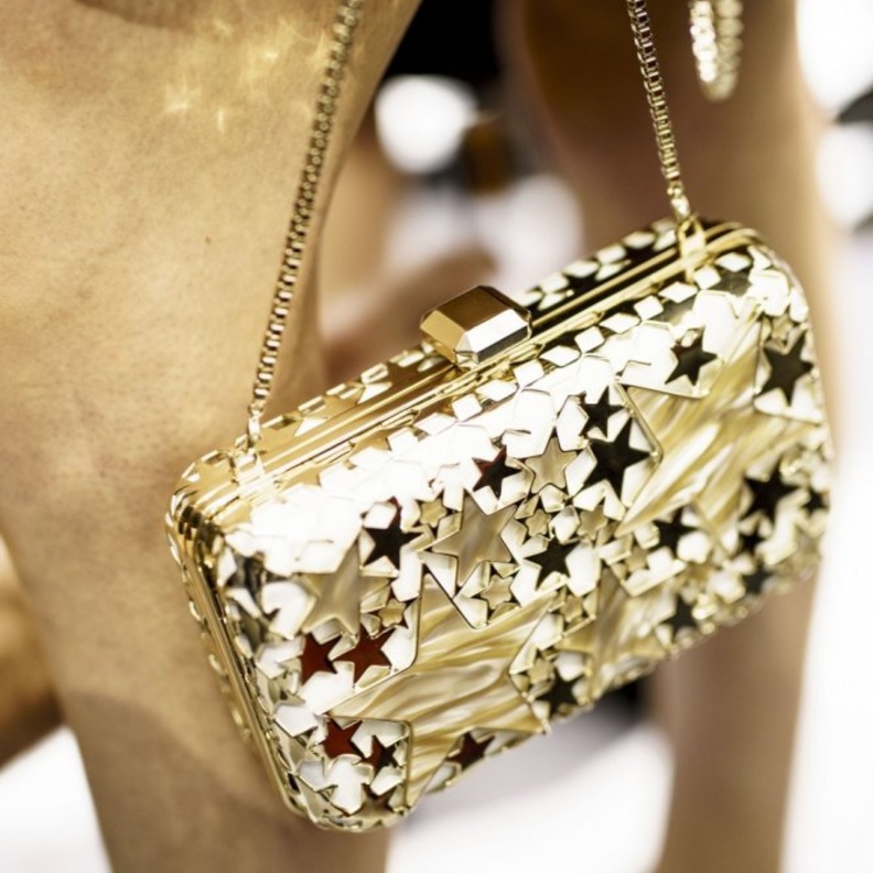 شنط ذهبية كلتش من ايلي صعب Elie Saab