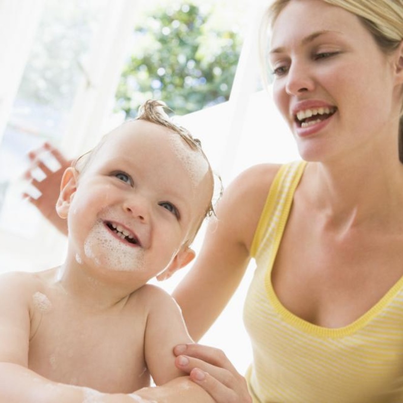 اهم النصائح للعناية بشعر الطفل الرضيع الهايشوكيفية الحفاظ عليه.