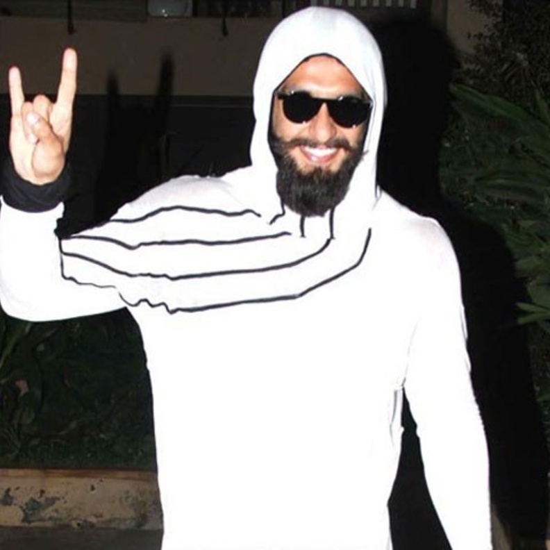 رانفير سينغ لست بمثل جنون ليدي جاجا.