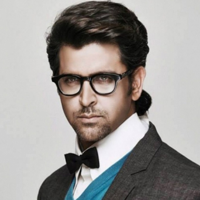 هريثيك روشان يتعاقد مع شركة صحية مقابل مبلغ خيالي