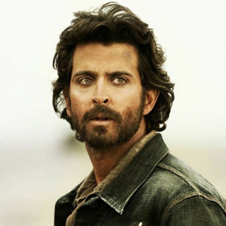 هريثيك روشان ينوي كتابة سيرته الذاتية