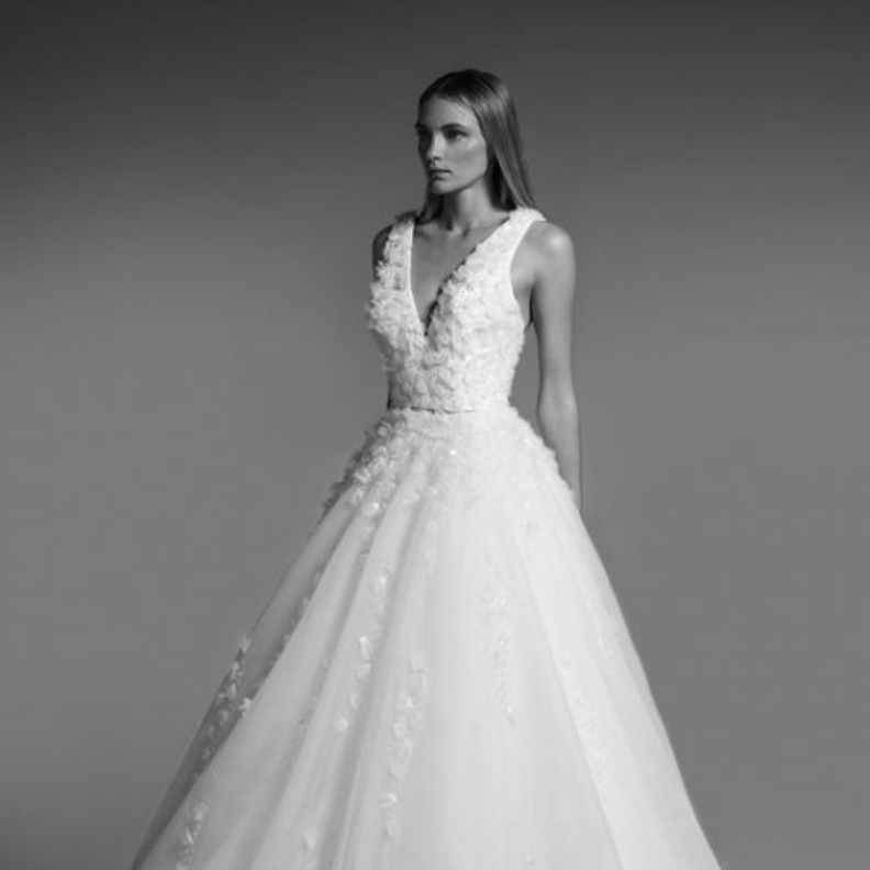 أجمل فساتين زفاف