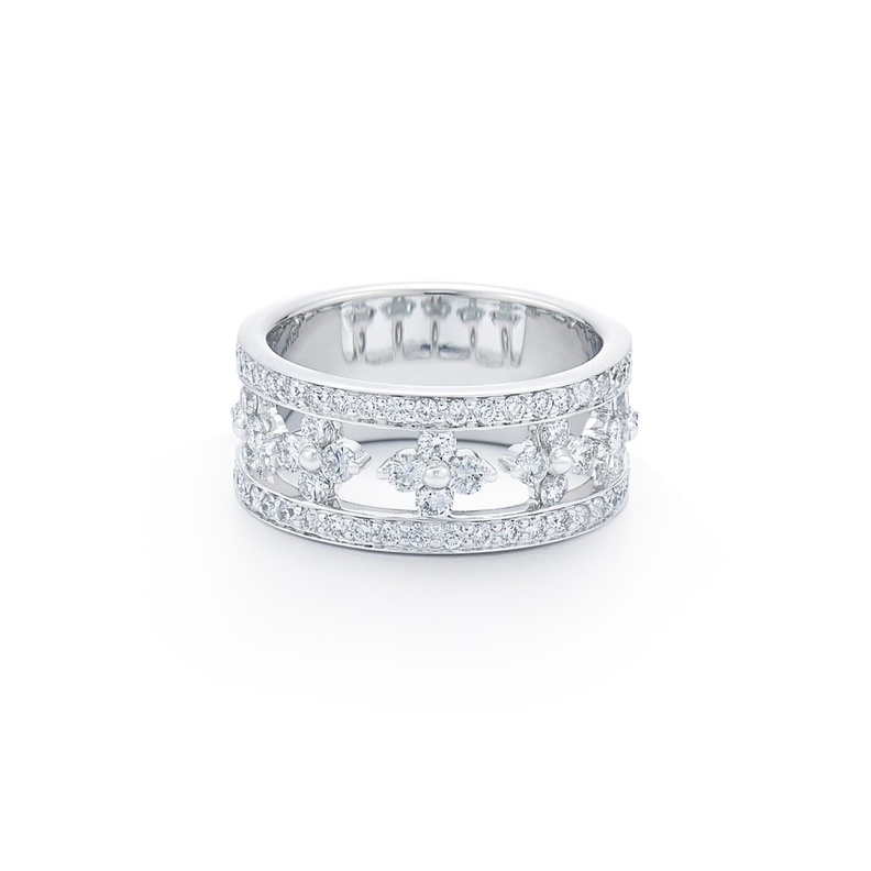 مجموعة خواتم زفاف من الذهب الابيض تخطف الأنفاس