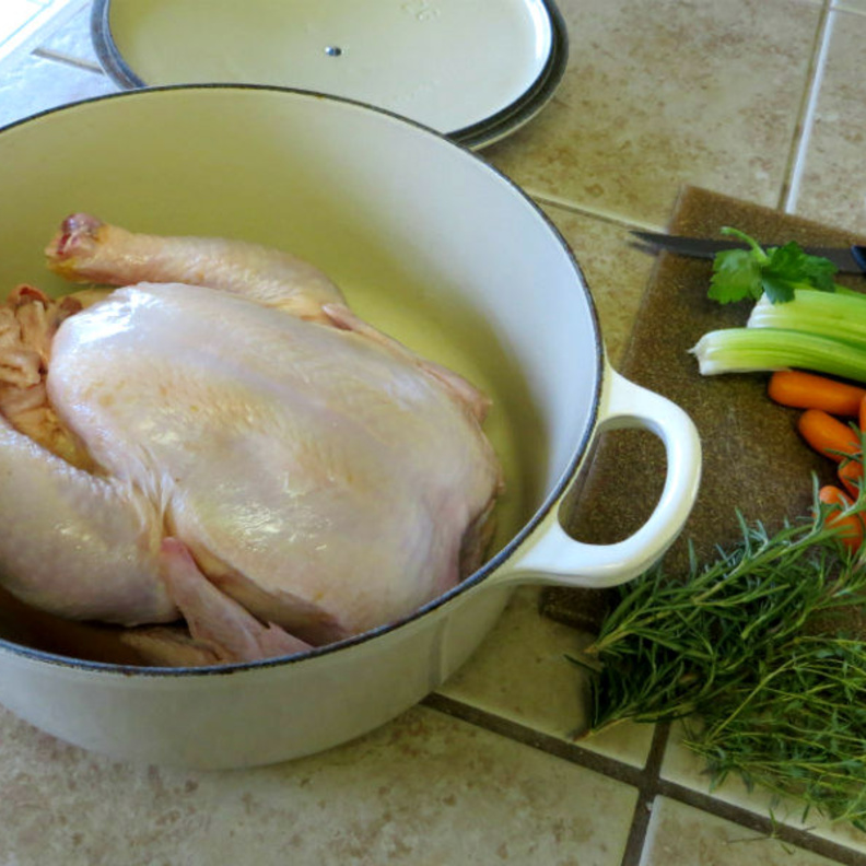 طريقة سلق الدجاح الصحيحة