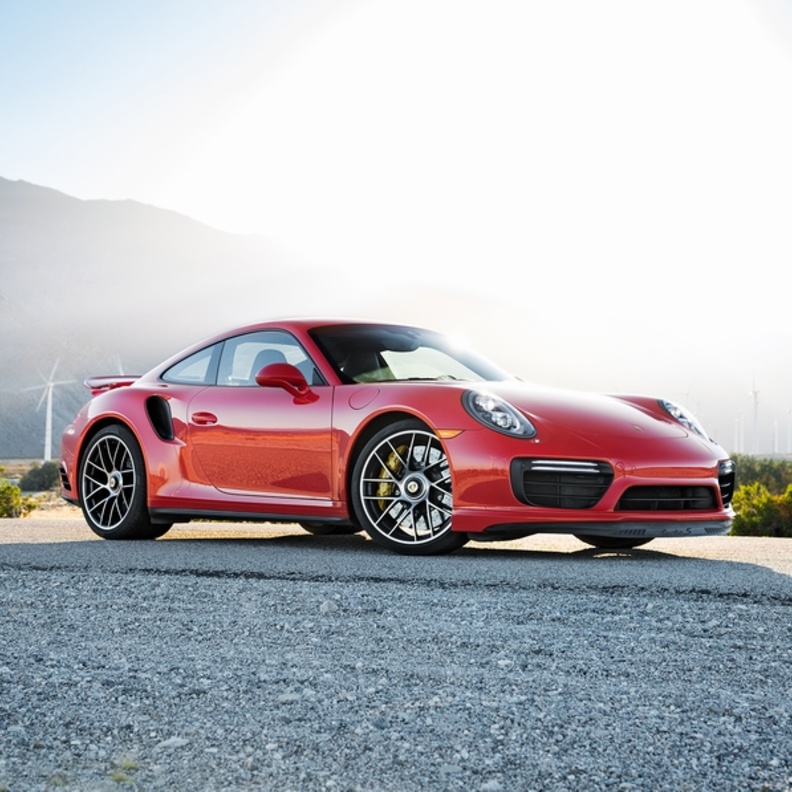 ثمن سيارة 911 Turbo S 260 ألف يورو