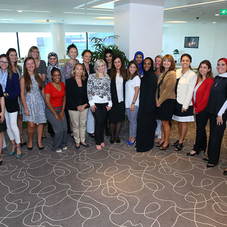 مجلس سيدات أعمال دبي يكشف عن إمكانات الأعضاء خلال ورشة عمل مع كلية هولت الدولية