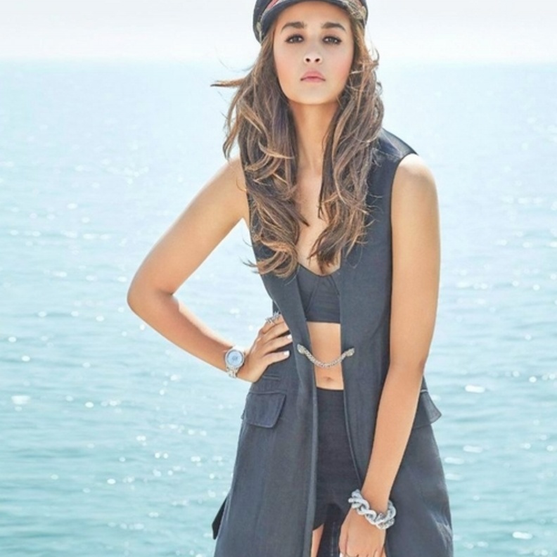 عليا شاركت في 13 فيلم هندي