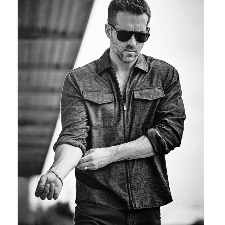 جاكيت البومبر من القطع المفضّلة لديه ودائماً ما ينجح بتنسيقه بستايل شبابي وعصري