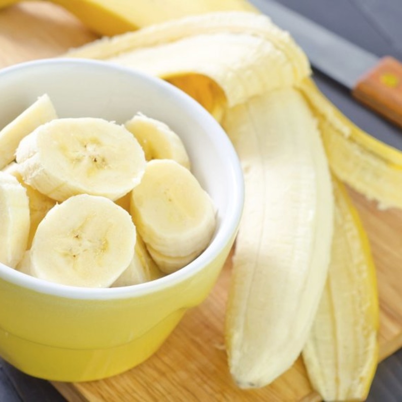 من شروط رجيم الموز تجنب تناول الطعام بعد الثامنة مساء