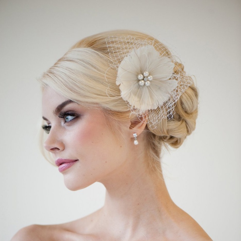 اقراط صغيرة للعروس