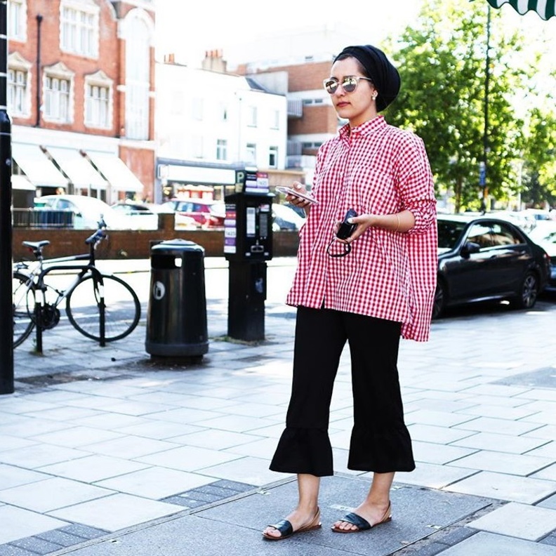 سمر البرشا فس اطلالة صيفية والوان ناعمة