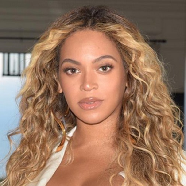 توأم بيونسيه ولد يوم 13 يونيو